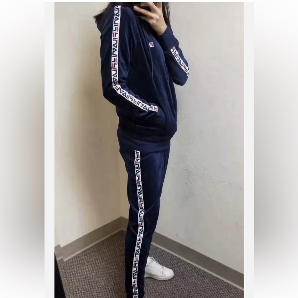 FILA Sz L UNISEX Dark Blue VELOUR and Red/White stripe detail Apparel - Picture 1 of 11